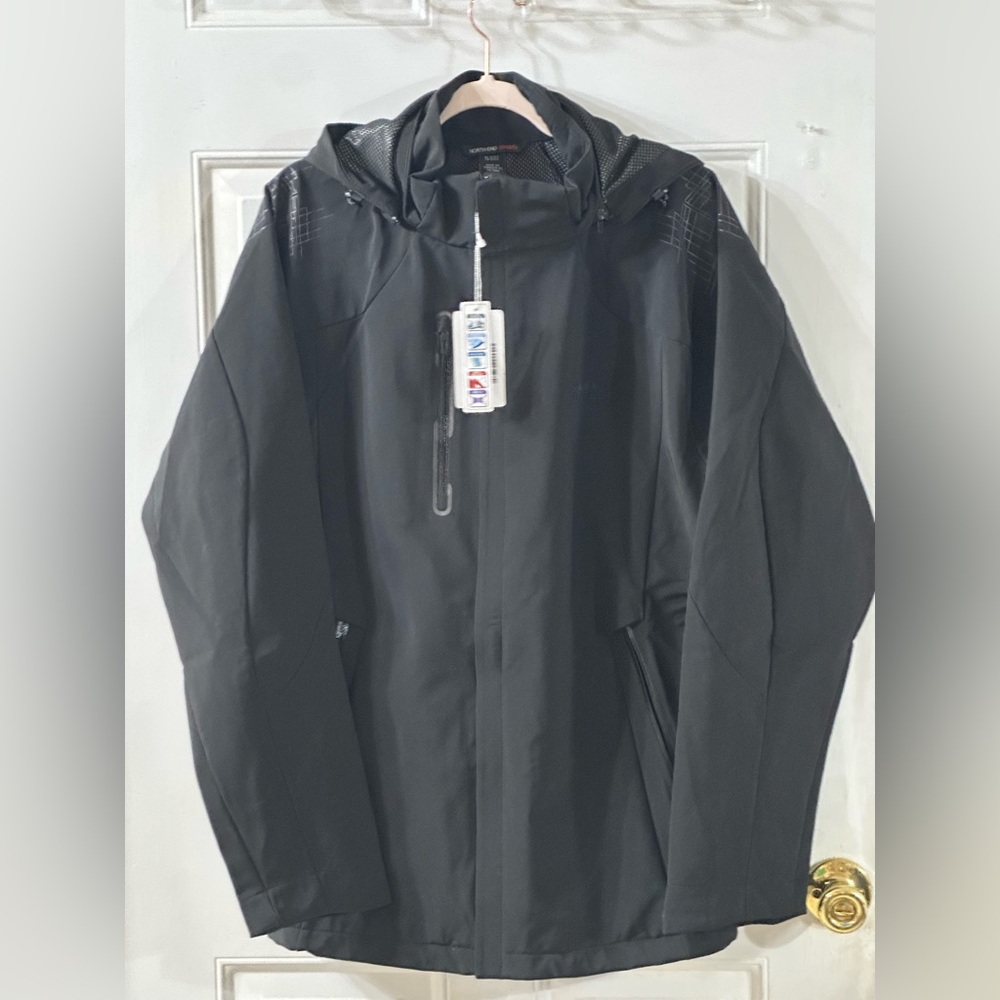 North End Sports Men's Jacket